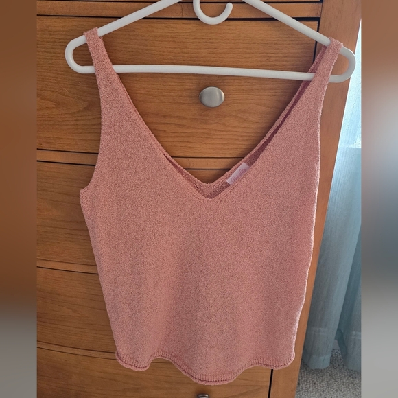 Pink Lily Tops - ❤️💋 NWOT Pink Lily Blush Mini-boucle Lightweight Sweater Tank, L